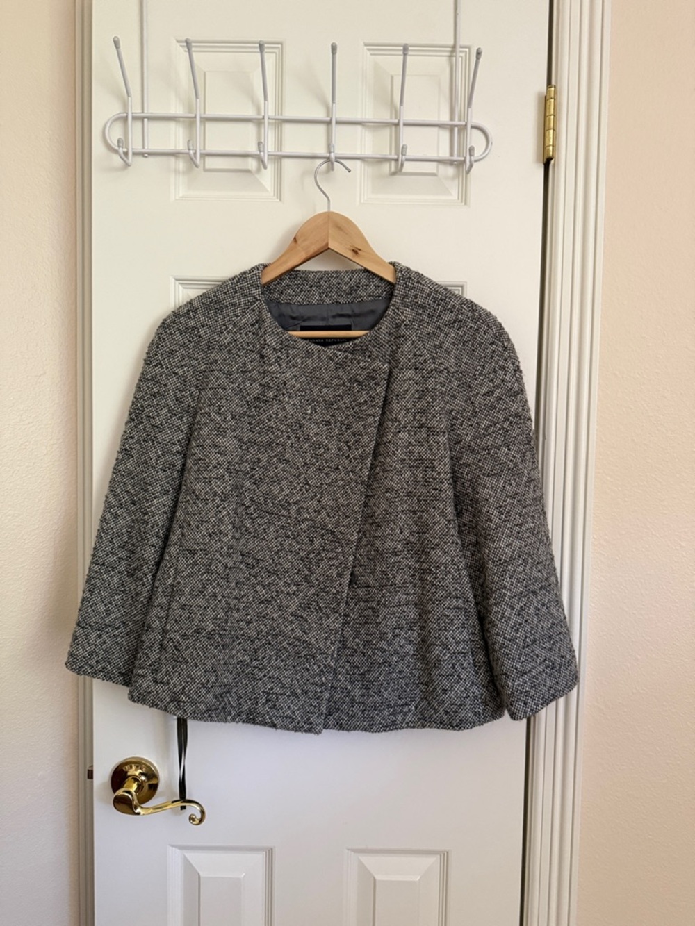 Banana republic Women's Grey Tweed Cape Jacket